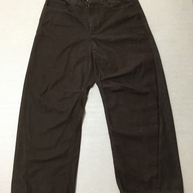 CURVED HERITAGE DENIM PANTS- BROWN(2)