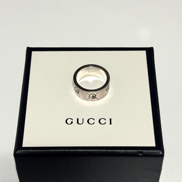 구찌 고스트링 9mm, 18