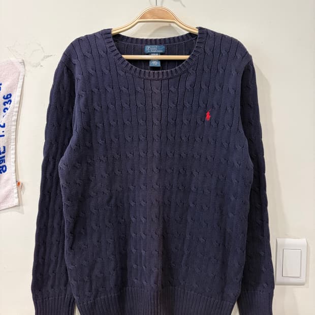 180. 폴로 꽈배기 니트