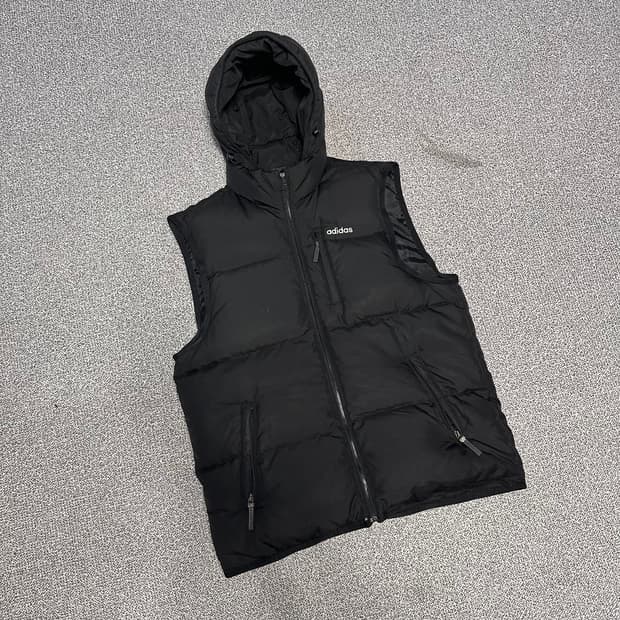 아디다스 후드 패딩 조끼