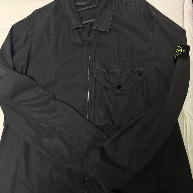 스톤 아일랜드 올드이펙트 오버셔츠 21ss 