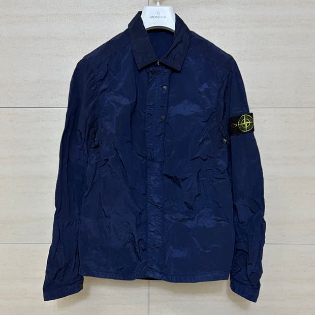 스톤아일랜드 여성사이즈 나일론메탈 오버셔츠 XS 정품