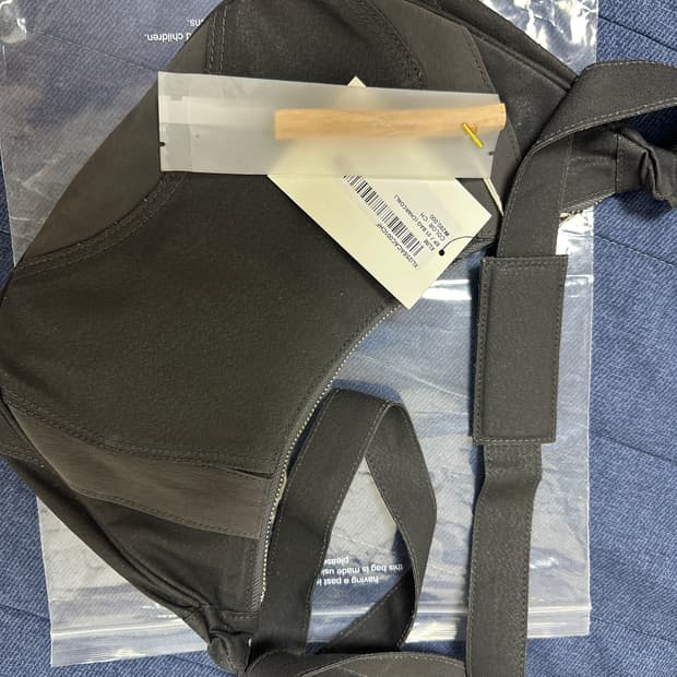 새상품 엑슬림 ep7 01 숄더백 차콜