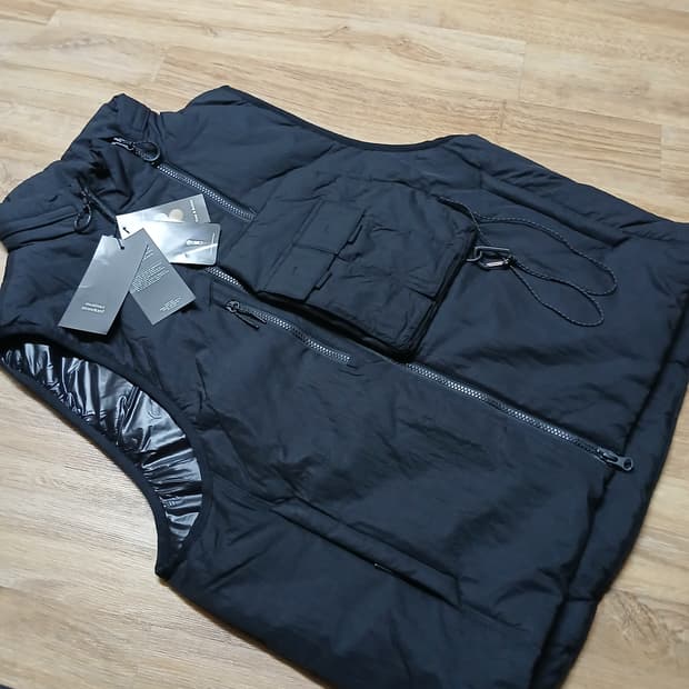 택붙은 미사용 무신사 스탠다드 시티레저 조끼 패딩 자켓 베스트