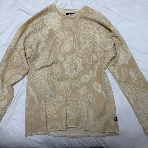 스투시 페이즐리 스웨터 베이지