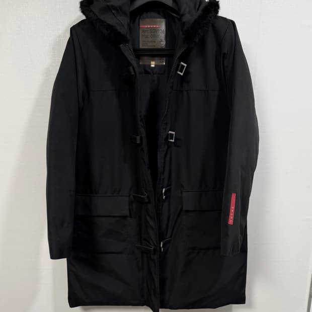 프라다 스포츠 레더버클 퍼 패딩 자켓