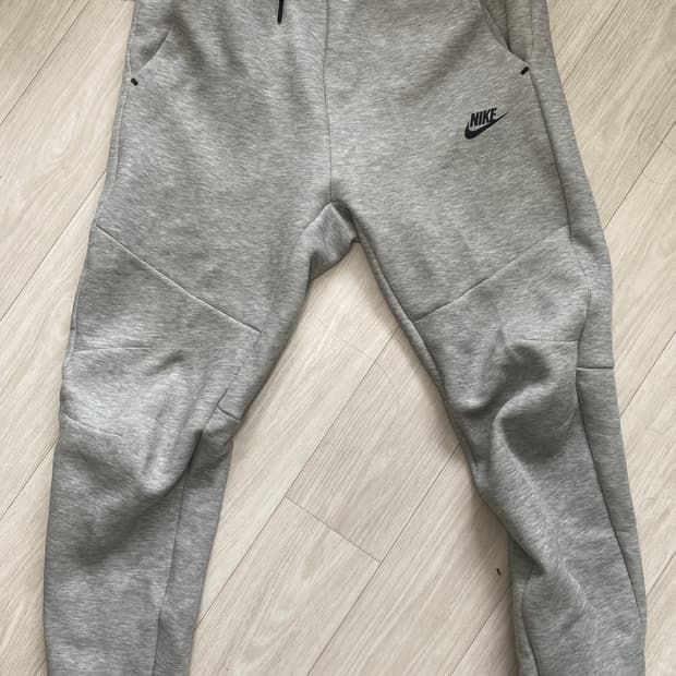 나이키 테크팩 신형 바지 L