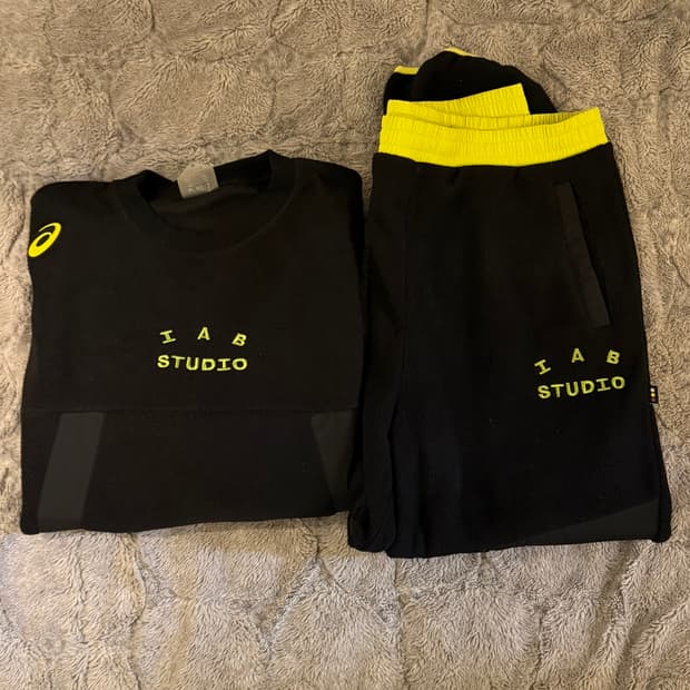 아이앱스튜디오 x 아식스 플리스 셋업