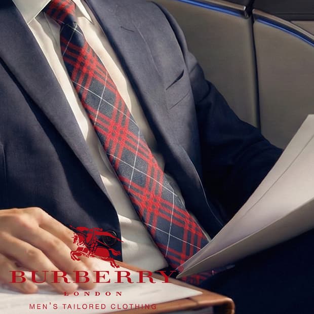 버버리 실크 네이비 체크 넥타이 9.7cm A+등급 K1876
