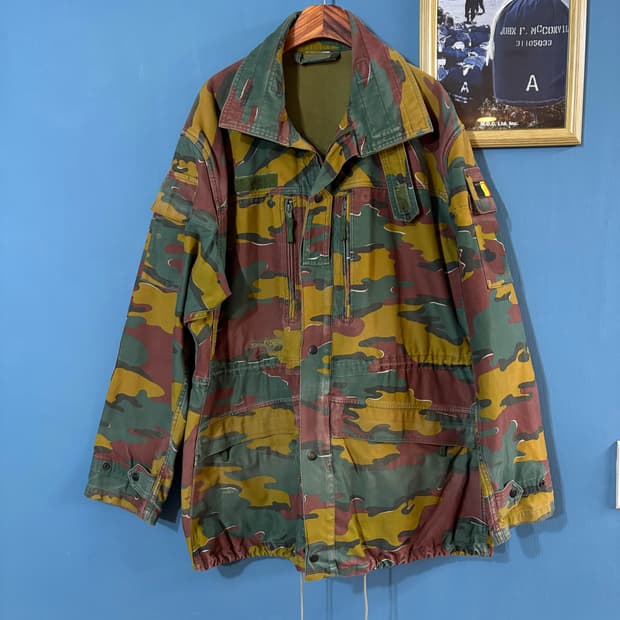 90s Belgian army M90 Filed Jacket.