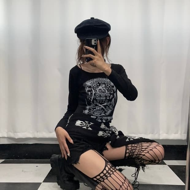 🎸블랙 프린팅 롱 슬리브🎸