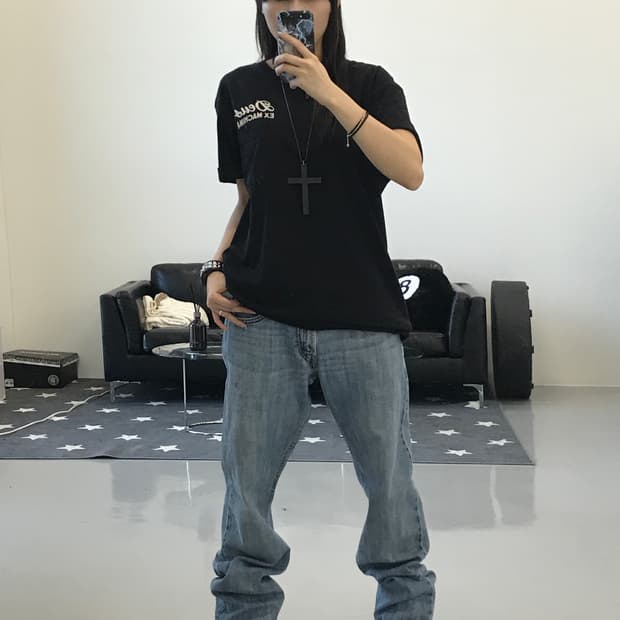 데우스 엑스 마키나 블랙 반팔