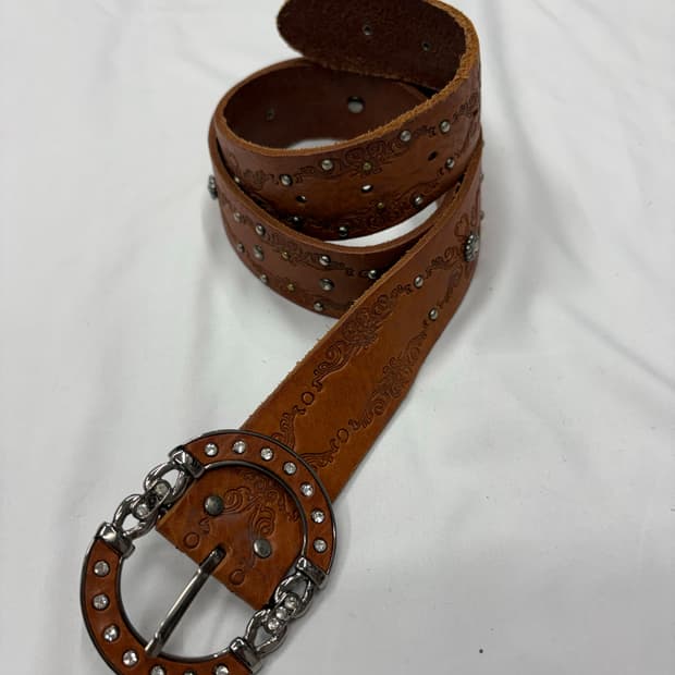 빈티지 웨스턴 스터드 브라운 레더 벨트