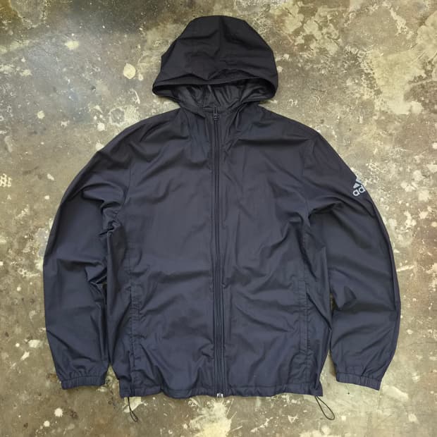 100) 아디다스 경량 바람막이 방풍자켓 런닝코어