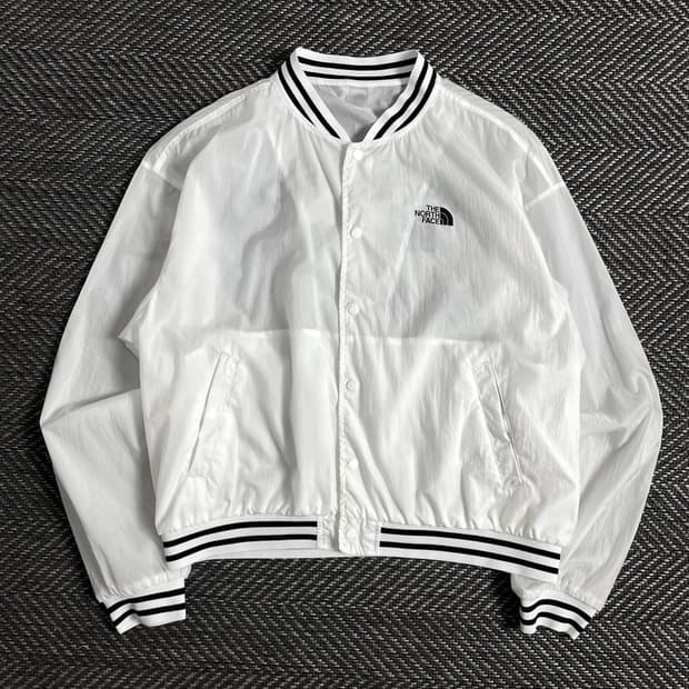 노스페이스 신형 빅로고 경량 나일론 우븐 바시티 자켓o 3047