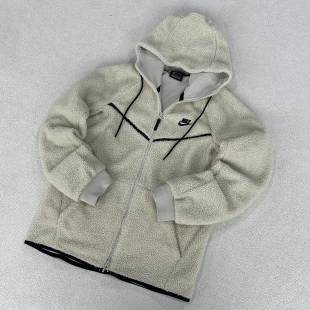 나이키 뽀글이 후리스 아이보리 m