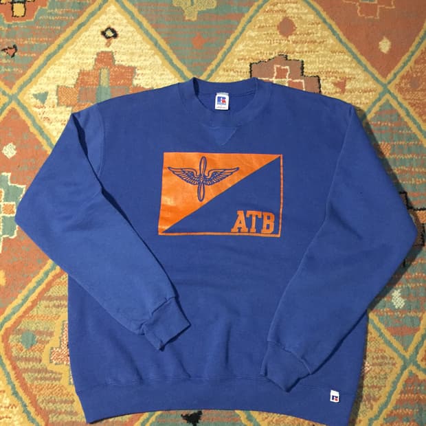 90‘s 러셀 페이딩 블루 스웻셔츠