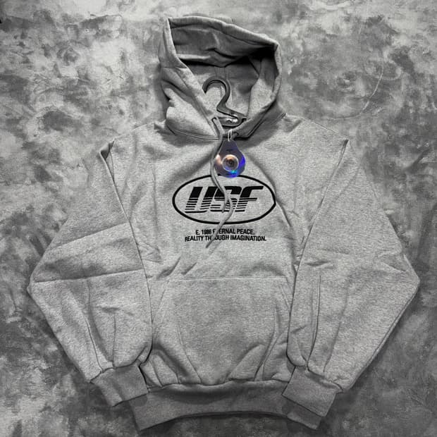 어반스터프 후드티