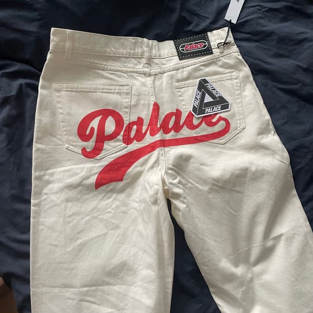 팔라스 스크립트 진 위스퍼 화이트32