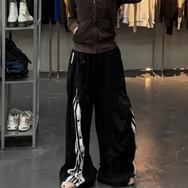 쥬시꾸뛰르 벨루어 집업 트랙재킷 A2759