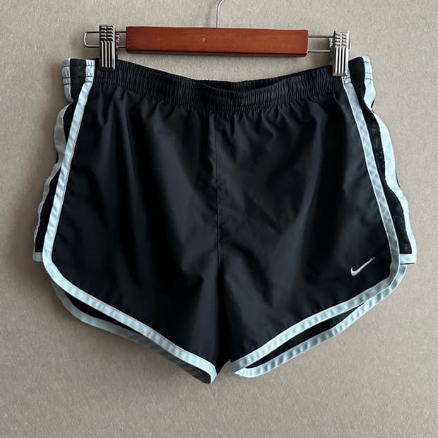 나이키 트레이닝쇼츠 XS