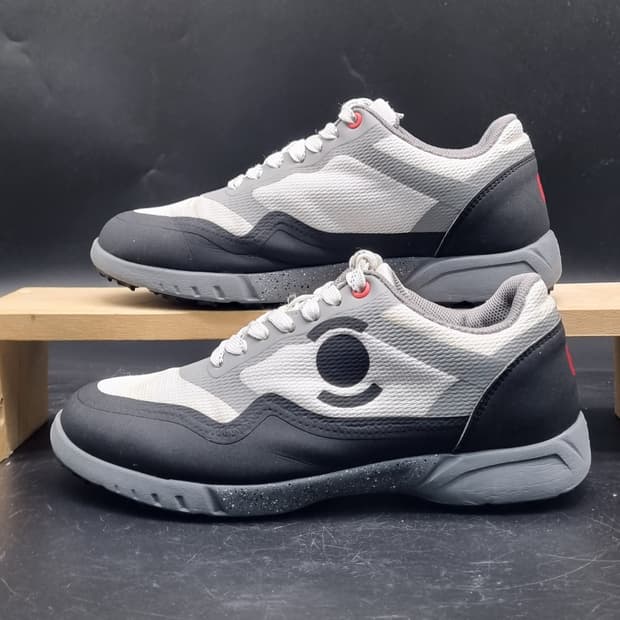 와이드앵글 골프화250