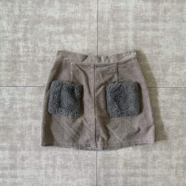 corduroy fur pocket skirt