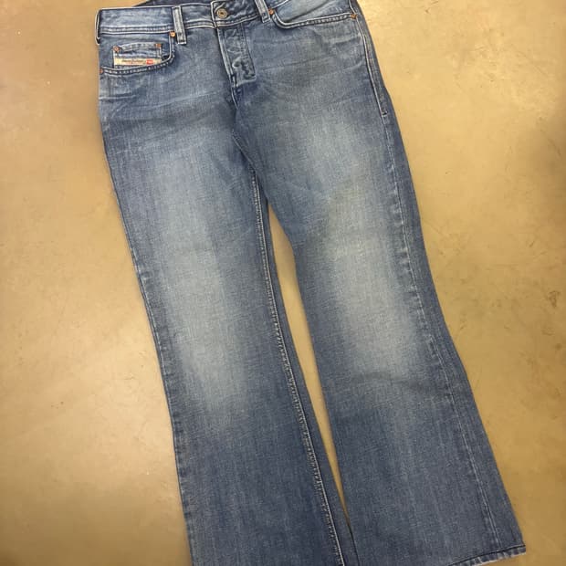 디젤 부츠컷 워싱 데님