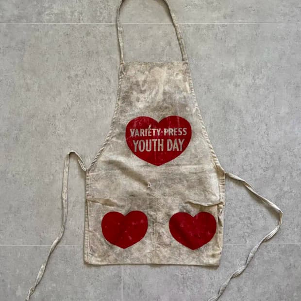 Mid Century Apron