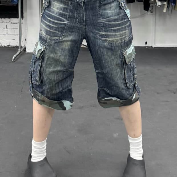 VTG 카모 디테일 카고 반바지