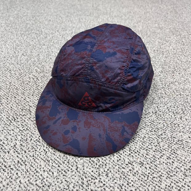 나이키acg 테일윈드 캡