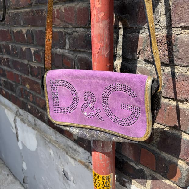 00s D&G 퍼플 스웨이드 숄더백 