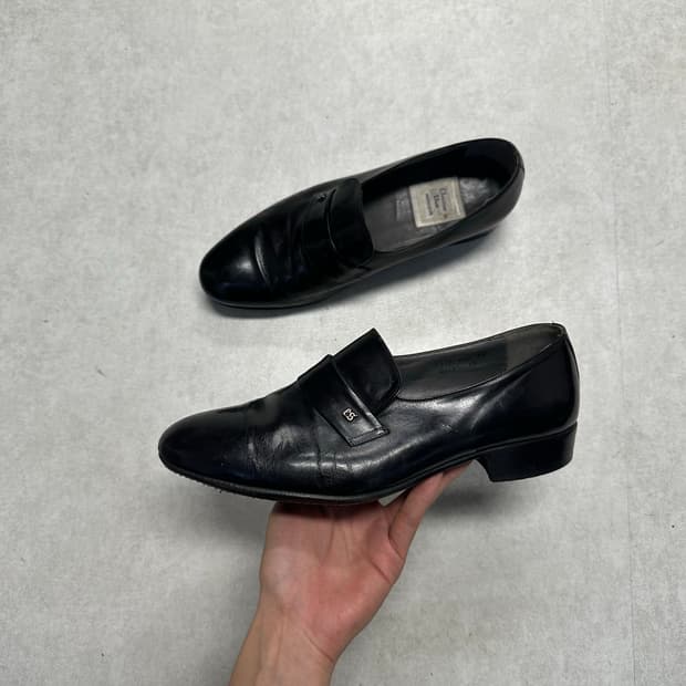 크리스찬 디올 므슈 로퍼