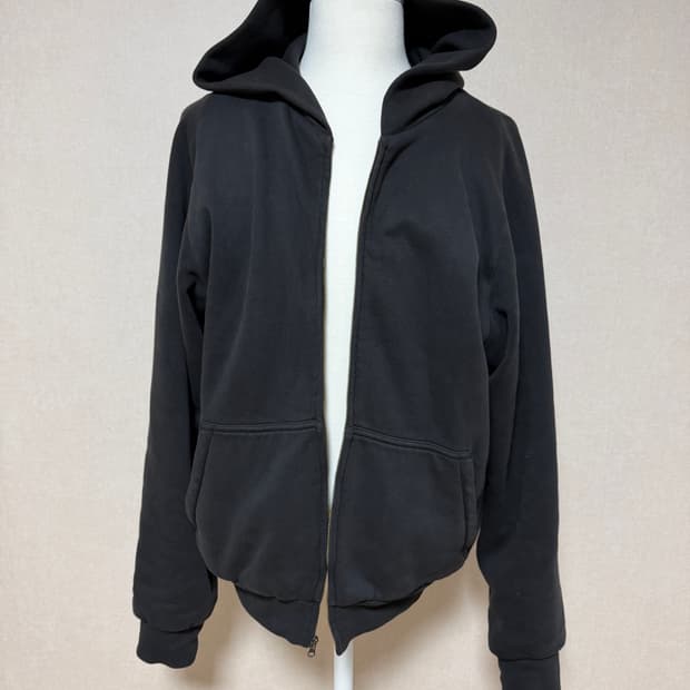 이지 갭 후드 집업 블랙