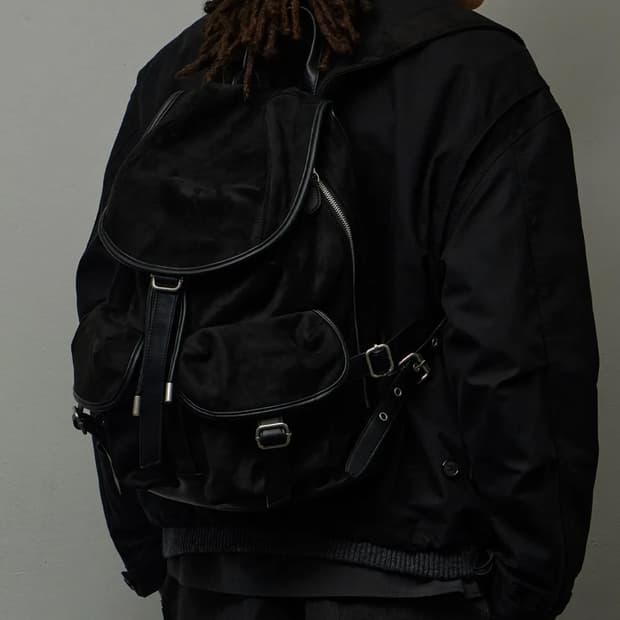 앨버트 스웨이드 럭색 블랙