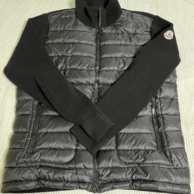 몽클레어 니트패딩