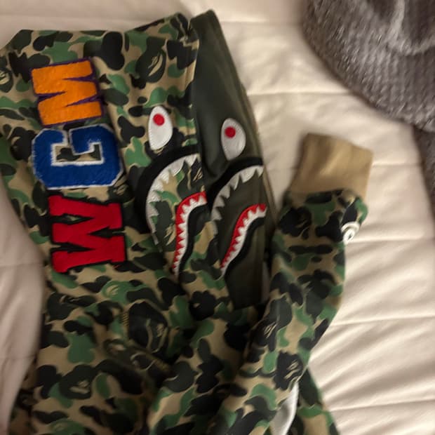 베이프샤크더블후드집업 판매합니다 급처