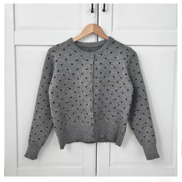 회색 도트 가디건