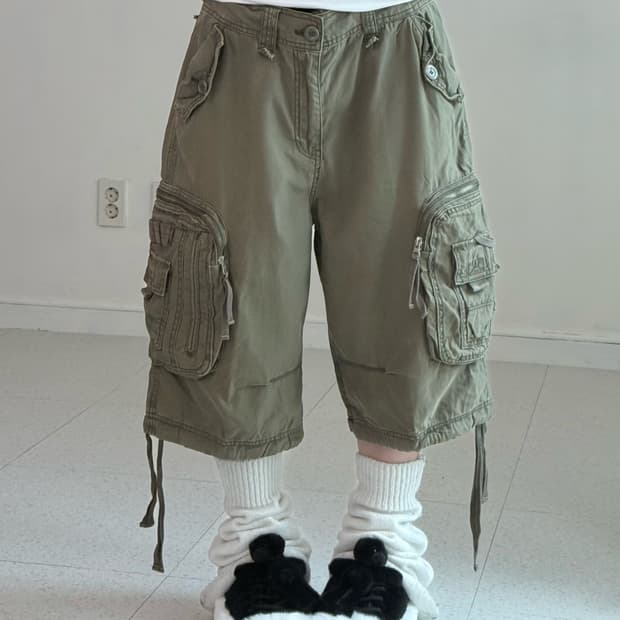 빈티지 카키 포켓 버뮤다 팬츠
