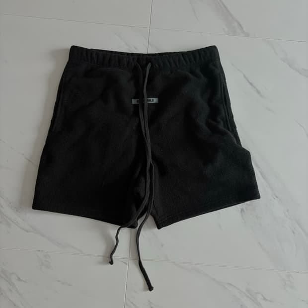 Essentials fleece shorts