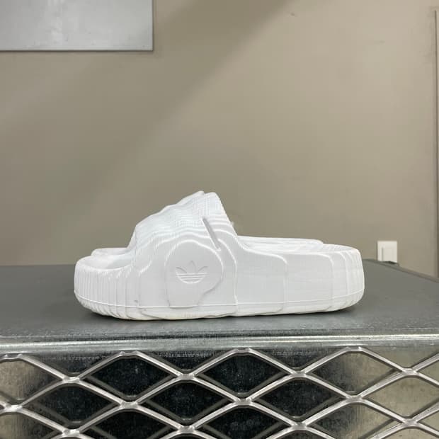 아디다스 아딜렛22 화이트 240