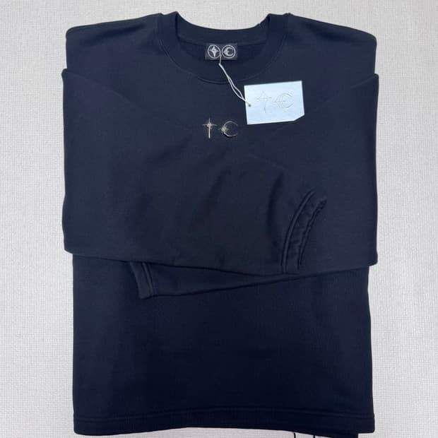 떠그클럽 맨투맨