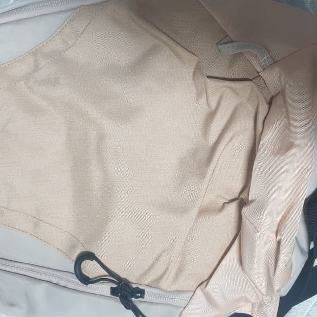 미스치프 롬버스 백팩 베이지 새상품