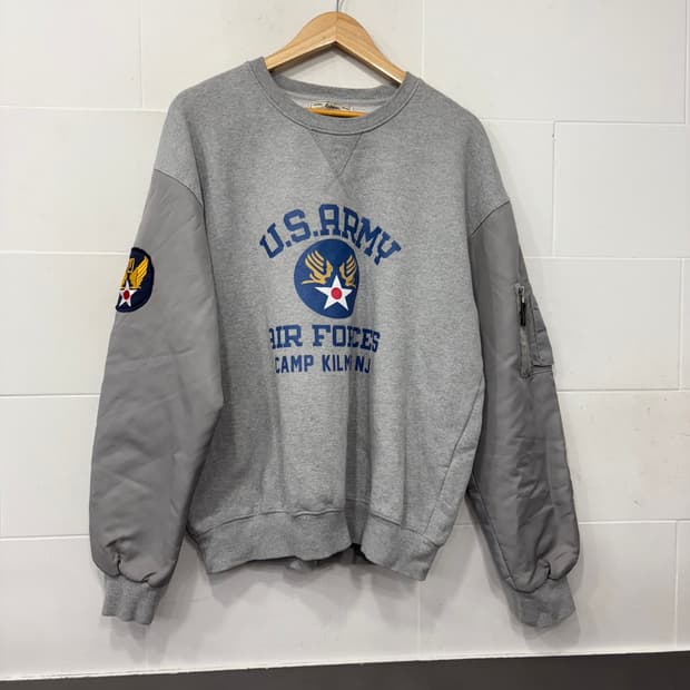 Asterr 스웻셔츠 항공점퍼 디테일