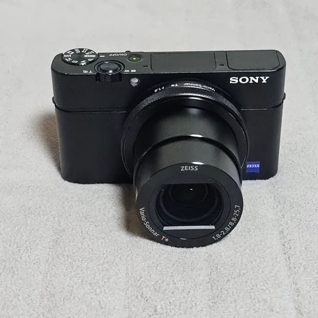 소니 RX100m4 디지털 카메라