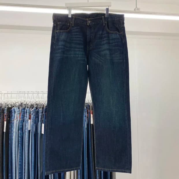 리바이스569 00s 루즈스트레이트 37사이즈 a3818