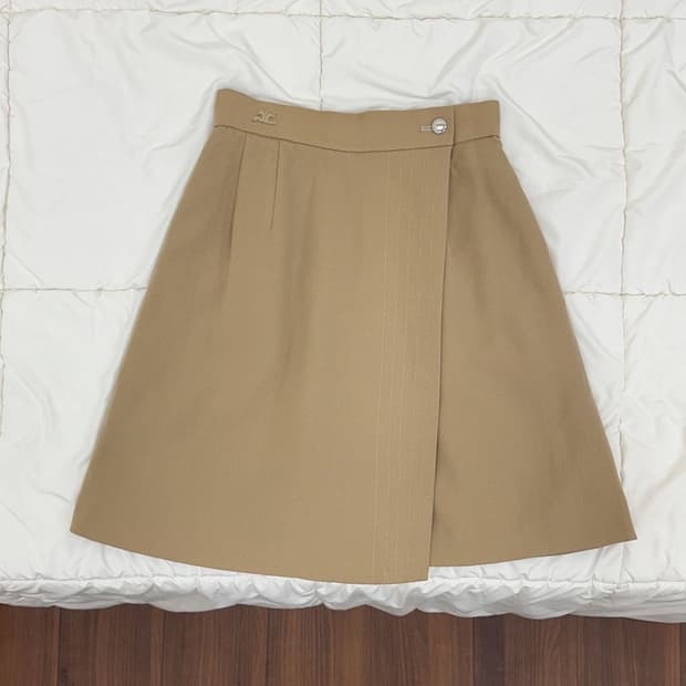 courreges / 꾸레쥬 베이지 울 치마바지