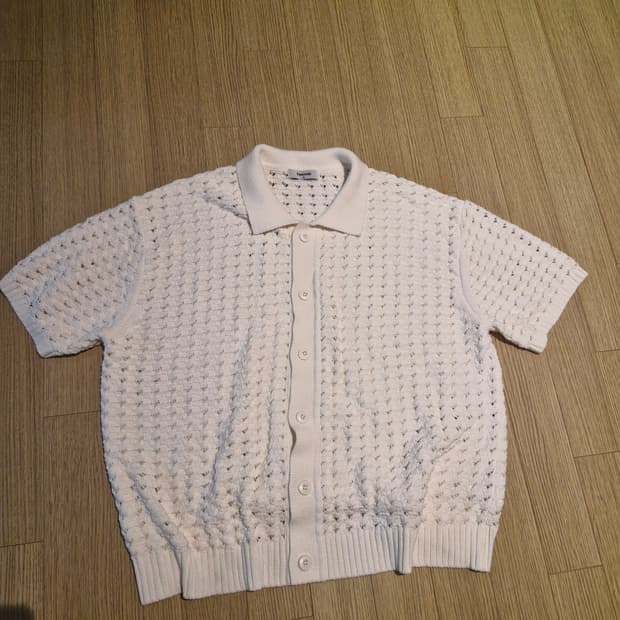 에잇세컨즈 니트반팔 화이트