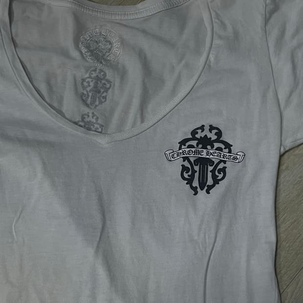 크롬하츠 U넥 반팔 