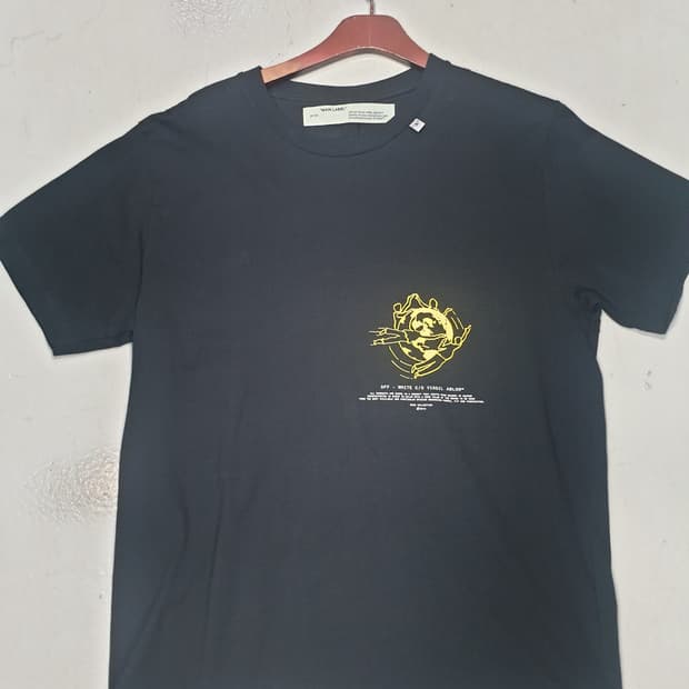 오프화이트  반팔xl